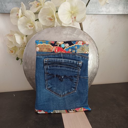 Pochette à livre en jean upcyclé - tissu japonisant