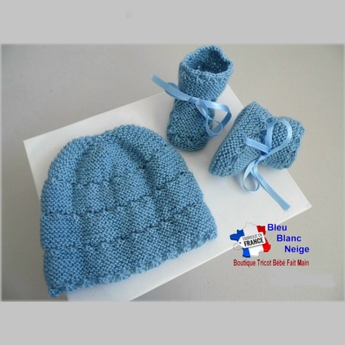 Bonnet bebe et chaussons, 1 mois, duo clair calinou rayé astrakan tricote main, bb, tricot bebe, layette, modèle sur commande