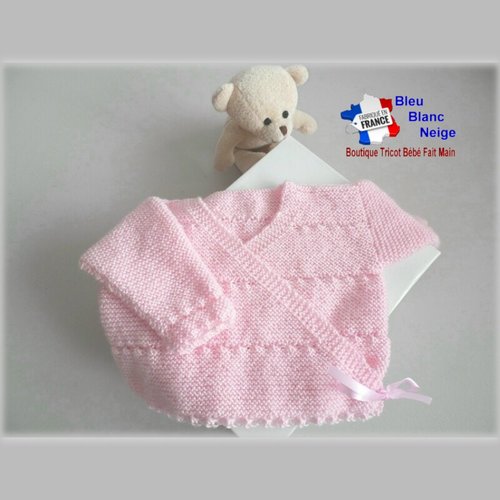 Brassière 1 mois,  croisée rose layette bb, laine calinou bergère de france,  tricot bebe, sur commande