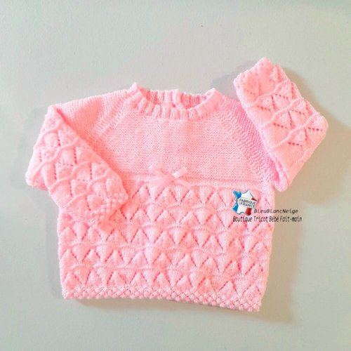 Brassière 6 mois rose fille bébé tricotée au point fantaisie modèle layette bb tricoté main