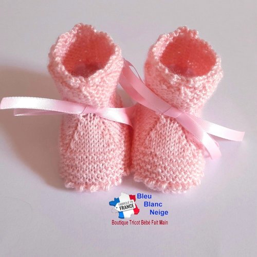 Chaussons bebe 6mois, tricotes main, coloris rose, crans calinou, tricot bebe,  layette , bb, modèle sur commande