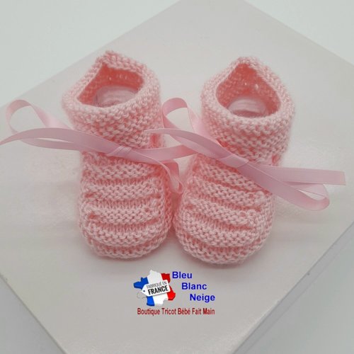Chaussons 6mois godron rose barbapapa calinou pour bébé à ruban tricot bébé modèle layette bb tricoté main sur commande