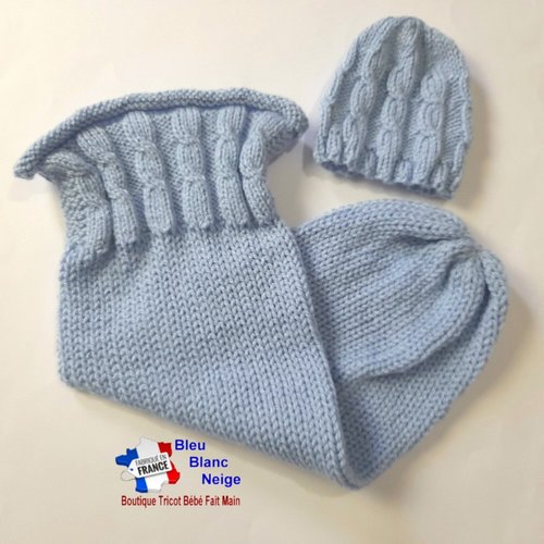 Cocon de naissance 0-1 mois et bonnet, chaussette d'emmaillotage avec torsades bleu ciel laine acrylique