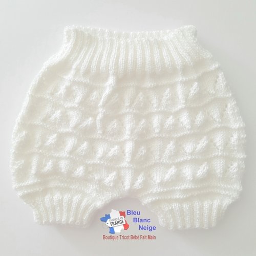 Bloomer ou culotte naissance short cache couche, blanc lait calinou modèle layette tricot bébé fait main