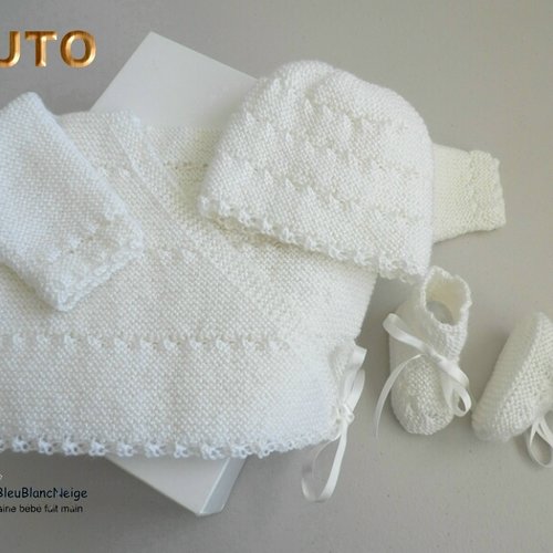 Tuto Tu 406 3 Tailles Sur Le Meme Pdf Fiche Tricot Bebe Explications Brassiere Bonnet Et Chaussons Tutoriel Un Grand Marche