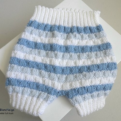 Bloomer ou culotte naissance, cache-couche blanc, azur, bleu clair layette tricot bb modèle sur commande