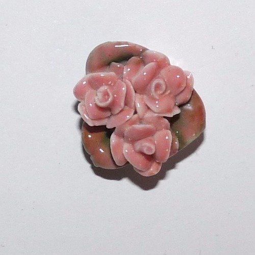 Cabochon bouquet de fleurs roses en céramique élément décoratif pour création chic ornement pour bijoux