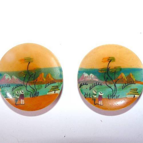 Décoration exotique assiettes miniatures peintes le paradis cabochon vintage les îles déco vitrine