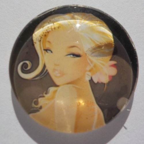 Cabochon de verre avec son image femme