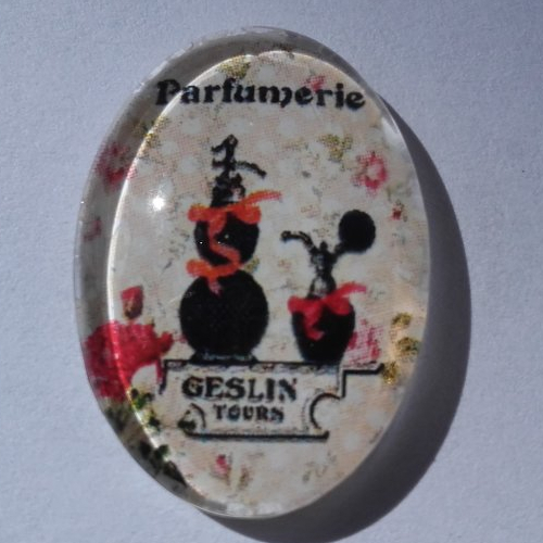 Cabochon de verre ovale 18x25 mm de parfum