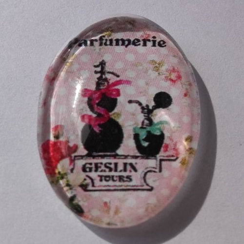 Cabochon de verre ovale 18x25 mm de parfum, rose
