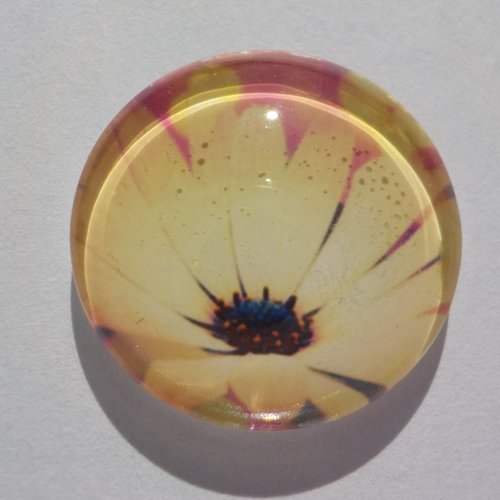 Cabochon de verre fleur 25 mm