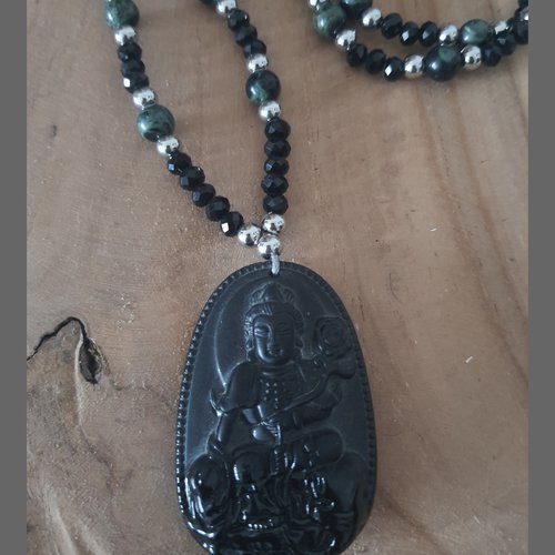 Sautoir pendentif bouddha en obsidienne, perles verre à facettes et jaspe kambaba
