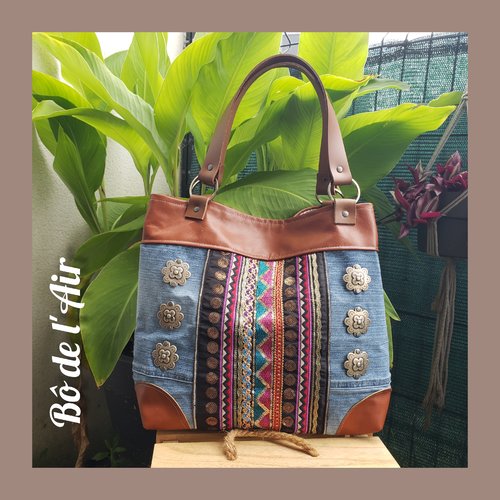 Sac cabas jean et cuir cognac anciens, galon bohème noir