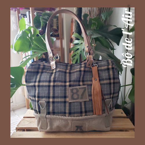 Sac cabas lainage tartan beige et toile postale anciens
