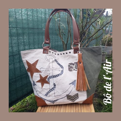 Sac toiles militaires et cuir revalorisés