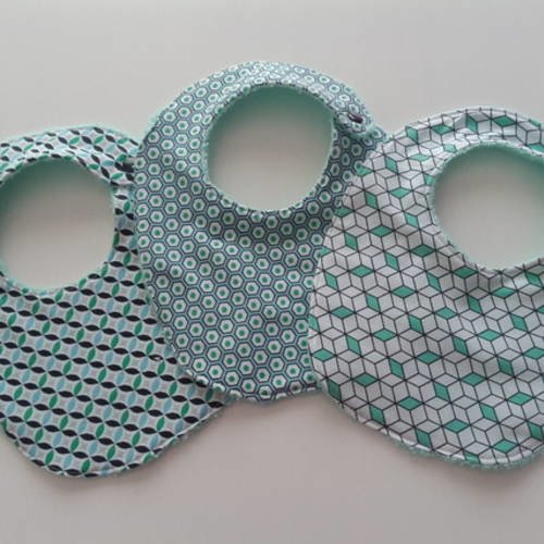 Bavoirs bébé en tissu et éponge vert émeraude et motifs géométriques fermeture par pression taille 0-6 mois - en lot 