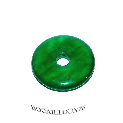 -dispo---jade vert 11 pendentif pi d.25 pierre de protection