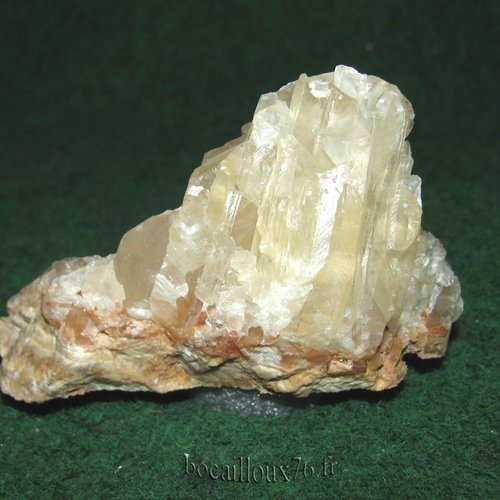 -dispo---calcite h610 - 63.olloix - collection mineraux