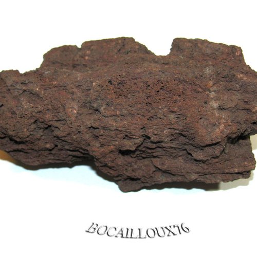 -dispo---basalte tephrite h30 - italie.vésuve - c. mineraux