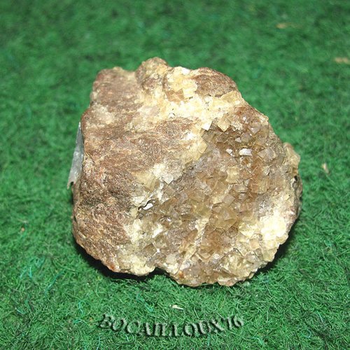 -dispo---fluorite h163 - 38.la poype - collection mineraux - m21
