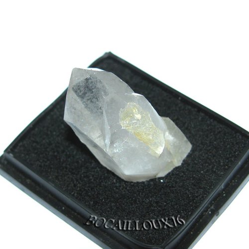 -dispo---cristal quartz p271* - bresil -  c. mineraux - c12