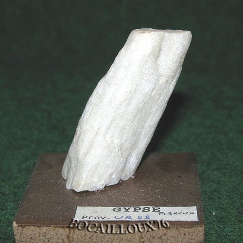 -dispo---gypse fibreux ¤419 (selenite) - urss - c. mineraux - c21