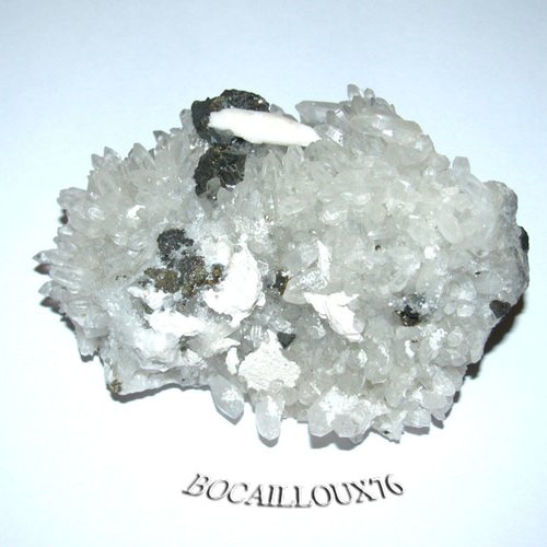 -dispo---quartz - blende - laumontite h260* - perou - c. mineraux