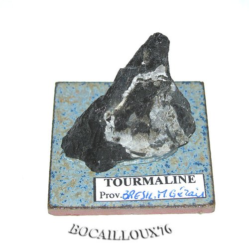 -dispo---tourmaline noire s194* - bresil - c. mineraux - c23