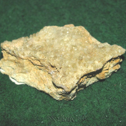 -dispo---calcite h341 - 01.bugey - c. mineraux - c10 .