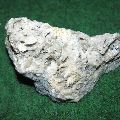Dolomite h830* - 59.glageon - c. mineraux - m31