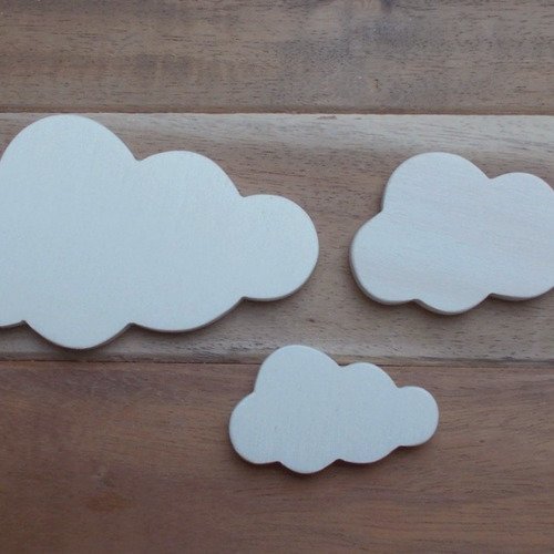 Petits nuages pour décor mural ou autre - nuages en bois le lot de 3