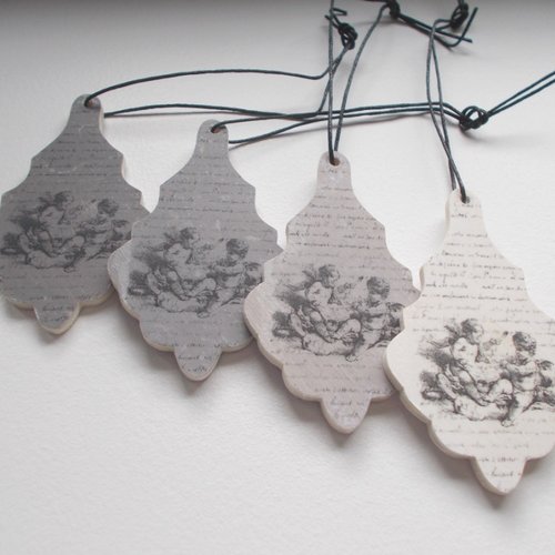 Pampilles décorées de motif anges - pampilles en bois  - lot de 4 pampilles décorées
