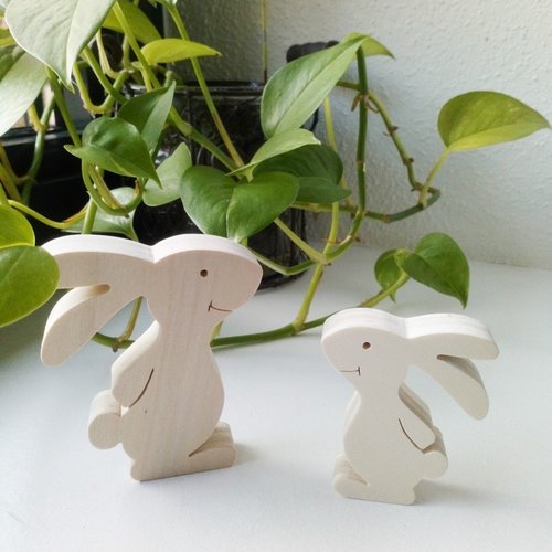 2 lapins à poser - décor de pâques en bois à peindre à décorer