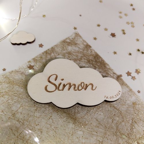 Marque place en bois : nuage