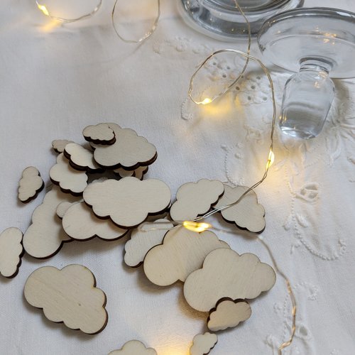 Mini nuages en bois