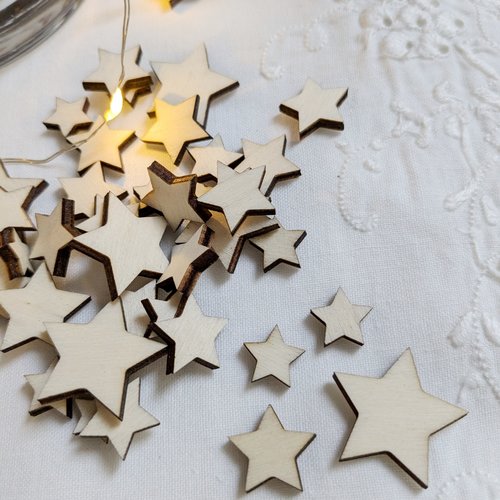 Mini étoiles en bois brut