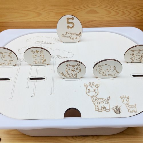 Couvercle/plaque d'activité pour petit bac trofast : le p'tit safari des chiffres