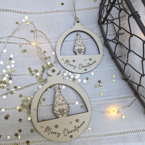 Boule de noël en bois décor lutin - déco pour sapin en bois