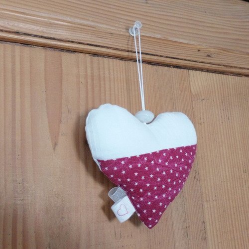 Coeur en tissu blanc et rose - petite suspension de porte ou murale coeur
