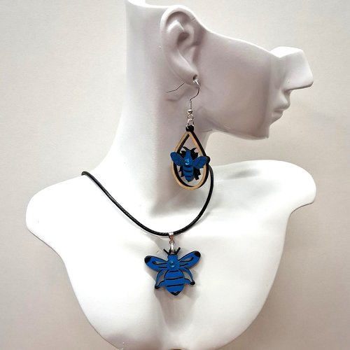 Parure en bois motif abeille