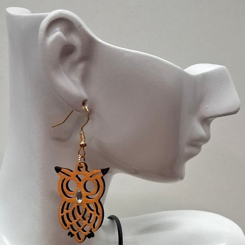 Boucles d'oreille en bois motif coccinelle