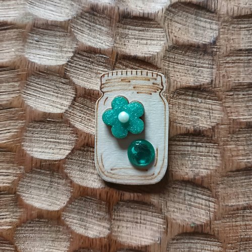 Broche bocal fleur