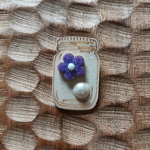 Broche bocal fleur