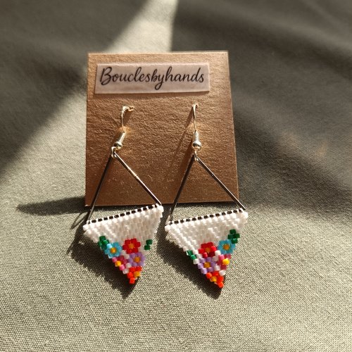 Boucles d'oreilles triangle : bijoux miyuki delica doré et coloré