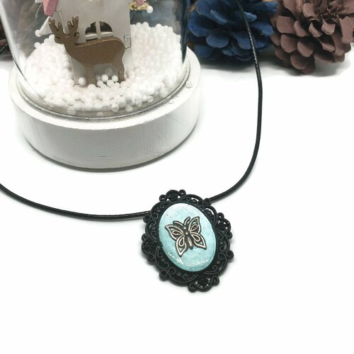 Collier papillon