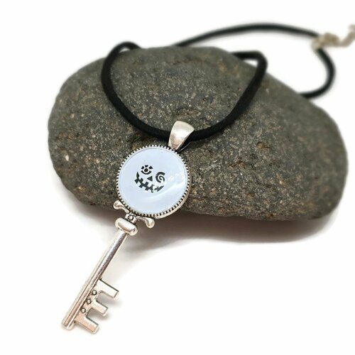 Collier pendentif clé halloween