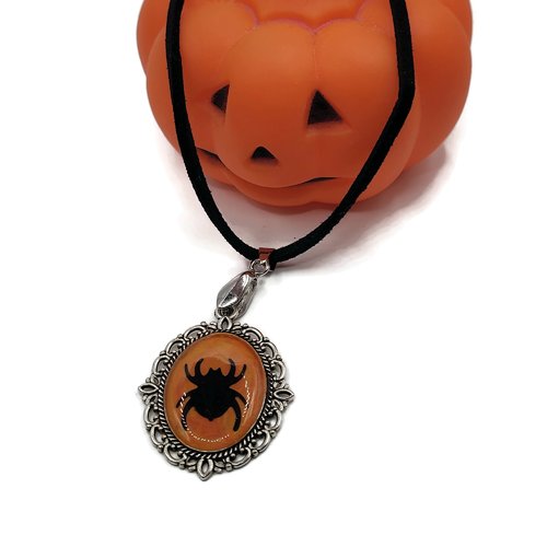 Collier araignée halloween