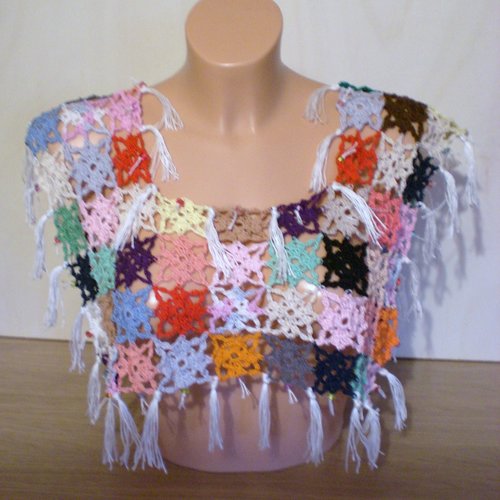 Plastron en coton multicolore au crochet