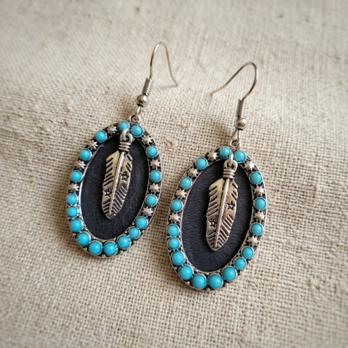 Boucles d'oreilles plume bohème turquoise & chambre à air recyclée - upcycling ethnique